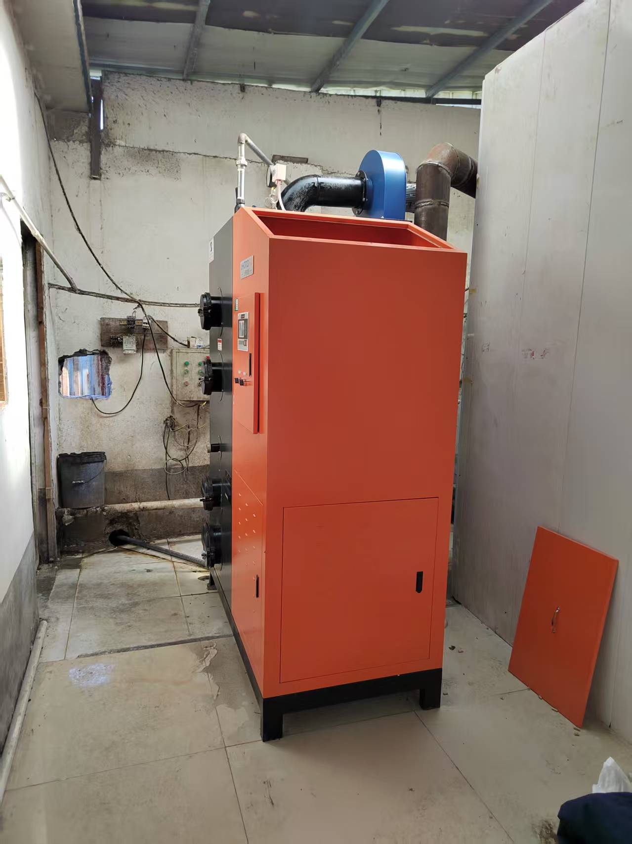 土豆粉加工廠用我司生物質(zhì)蒸汽發(fā)生器應(yīng)用于土豆粉蒸煮